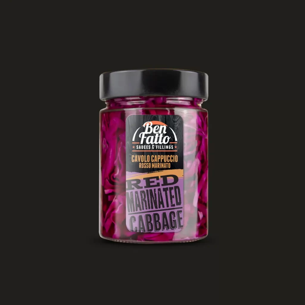 Cavolo rosso marinato in agrodolce per hamburger e carne
